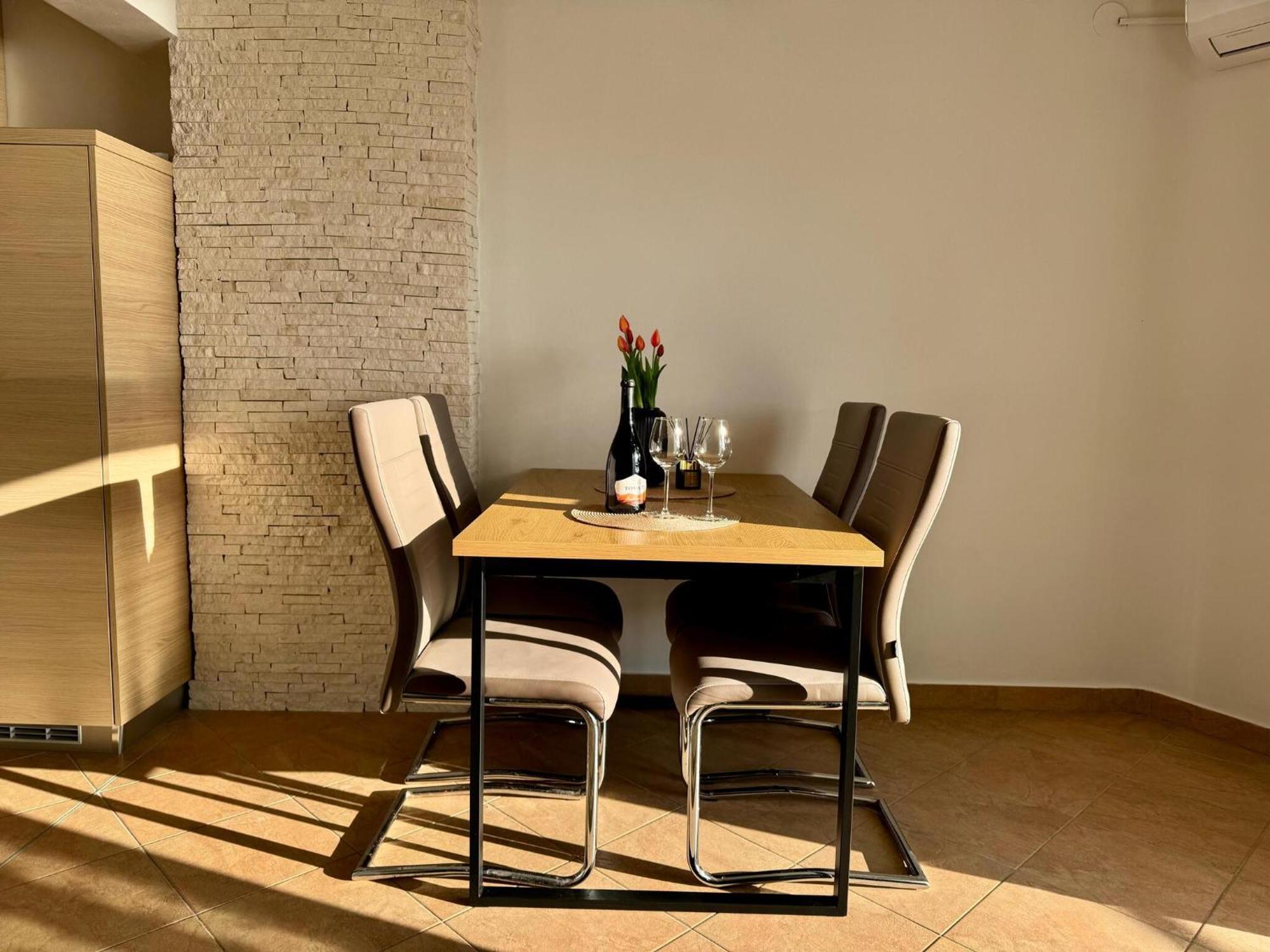 Apartments Franko 波弗加纳 外观 照片