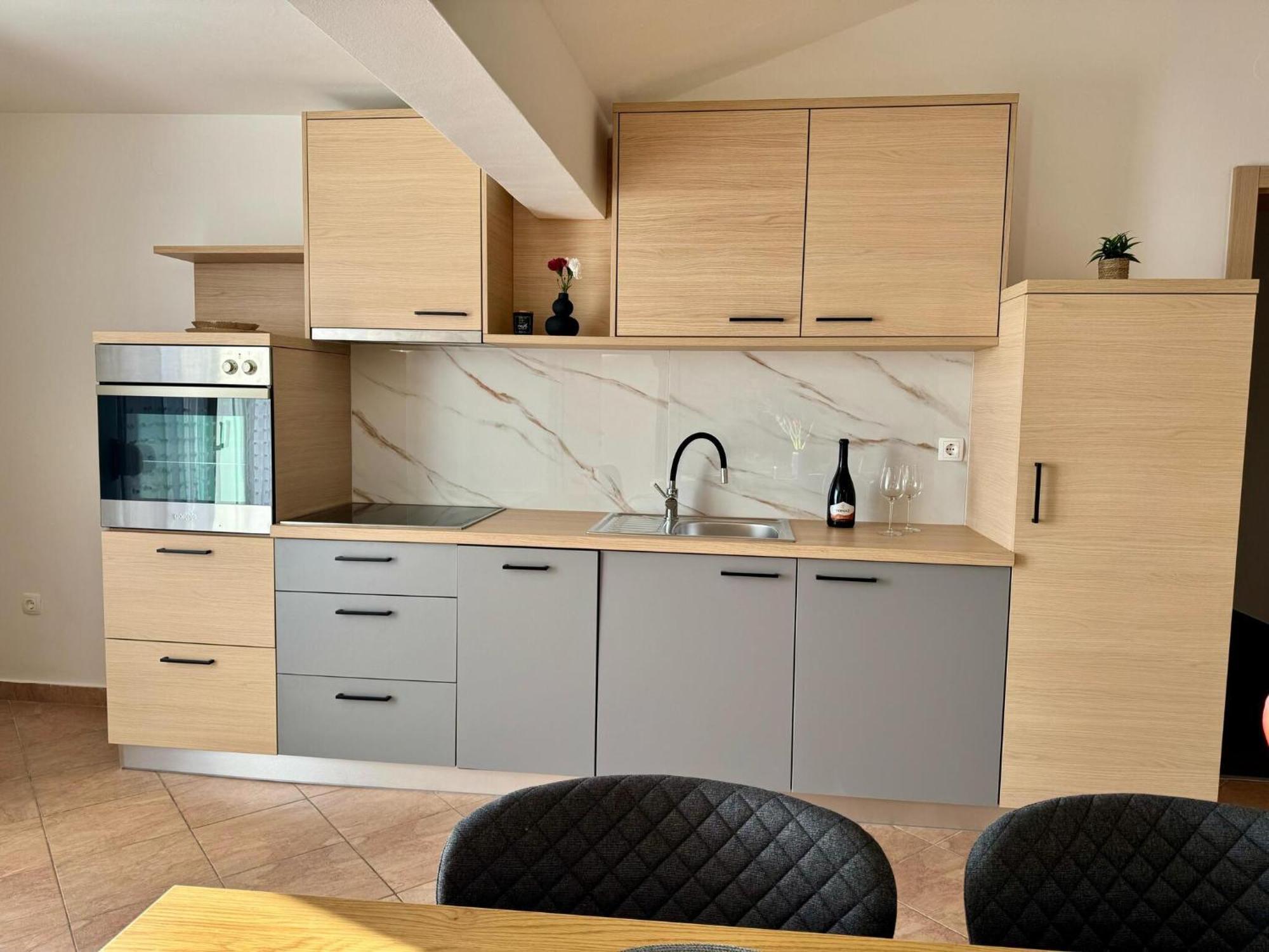 Apartments Franko 波弗加纳 外观 照片